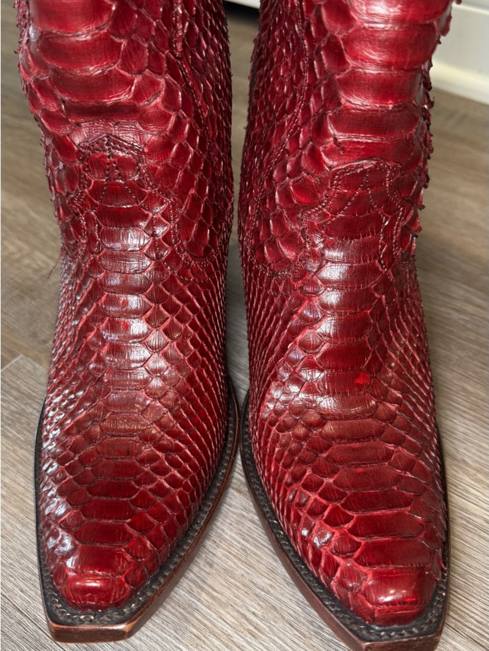 Ariat Sterling Emery StretchFit Western Spicy Red Python Boots - Picture 7 of 16